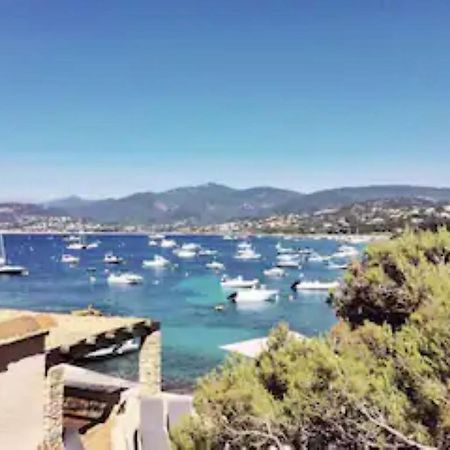 ISOLELLA , villa pieds dans l'eau Pietrosella Esterno foto